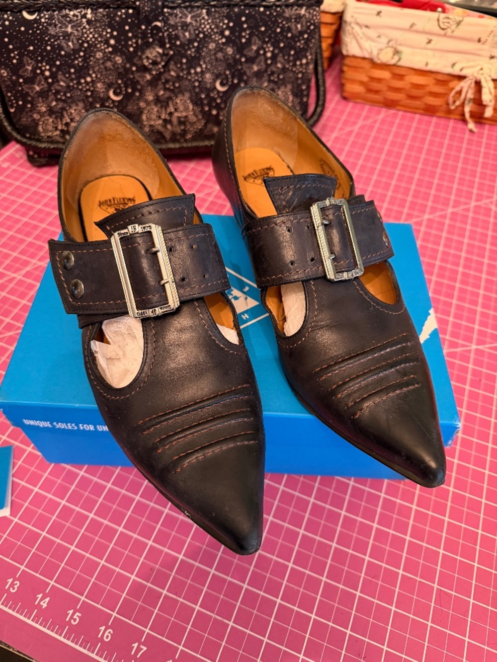 Fluevog Truth Pilgrim Size 11 Black Women's